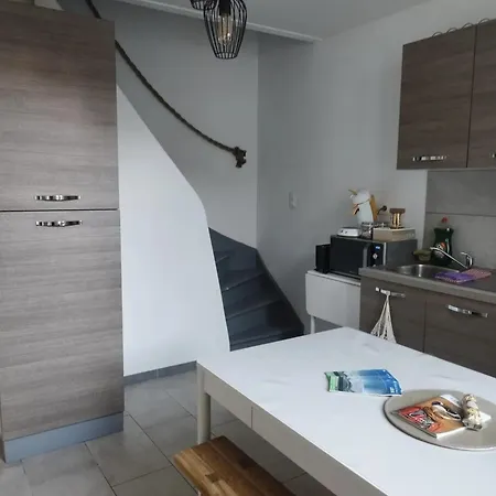 بيت للعطل House In Jupille-sur-meuse With Terrace And Barbecue