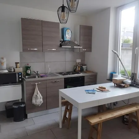 House In Jupille-sur-meuse With Terrace And Barbecue بيت للعطل